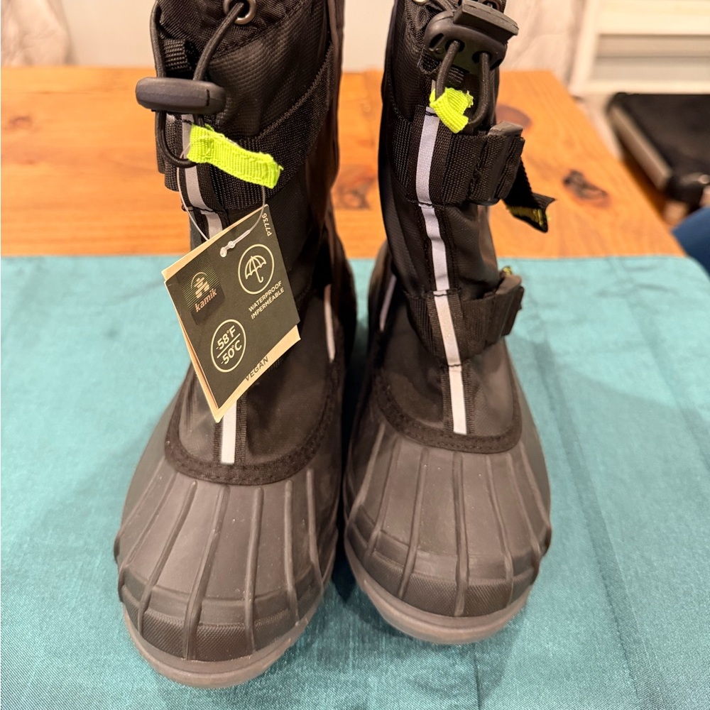 Kids Kamik Black and Green Snow Boots - Brand New